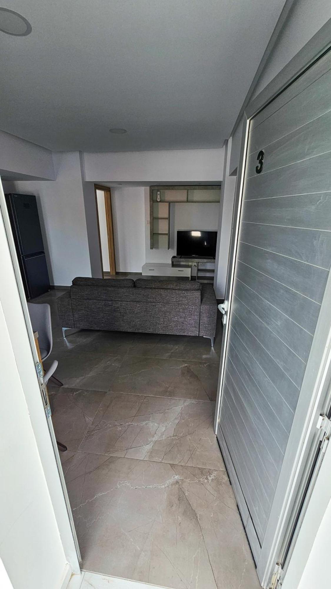 Eviathe Apartments Larnaca Ngoại thất bức ảnh